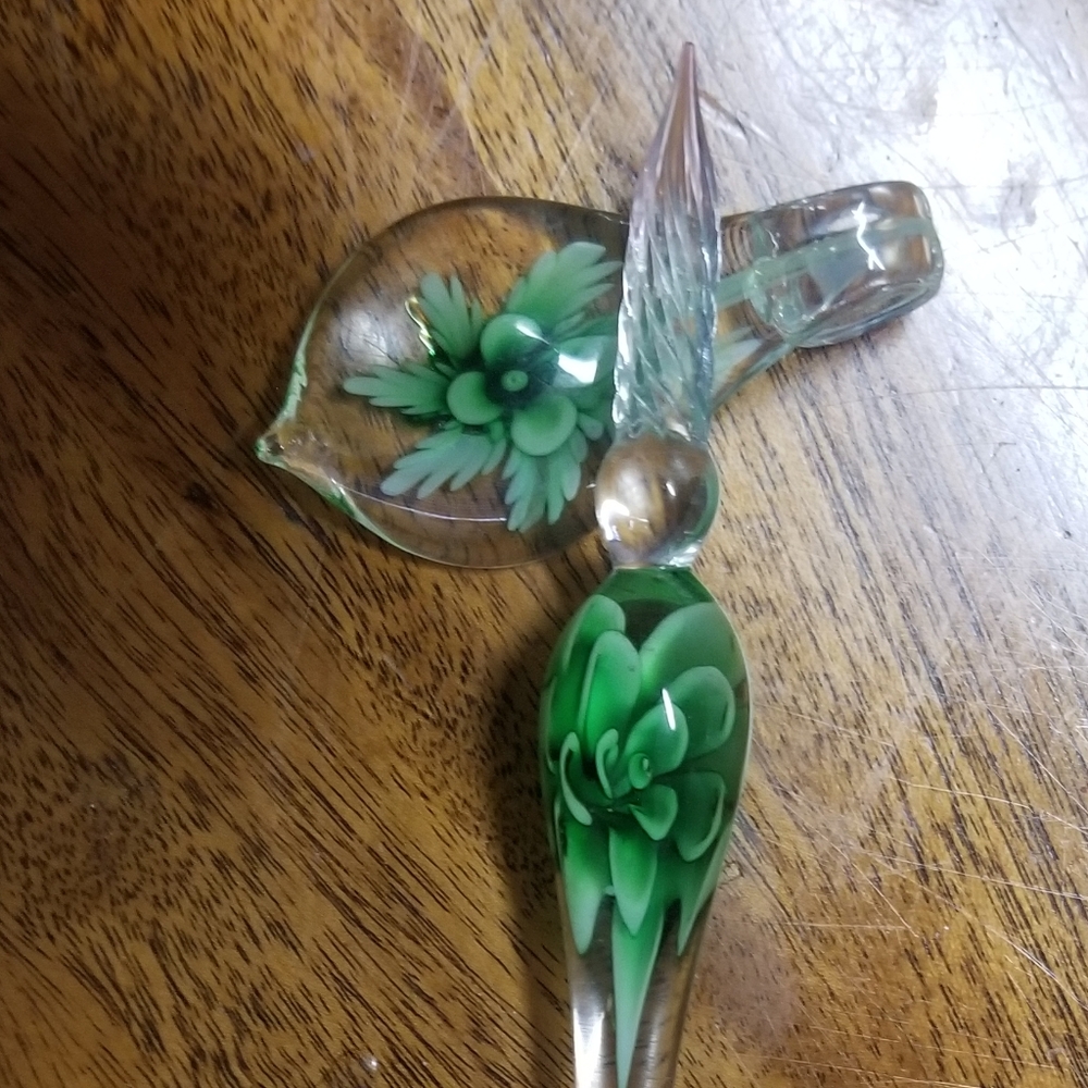 NIB Lotus Glass Quill set